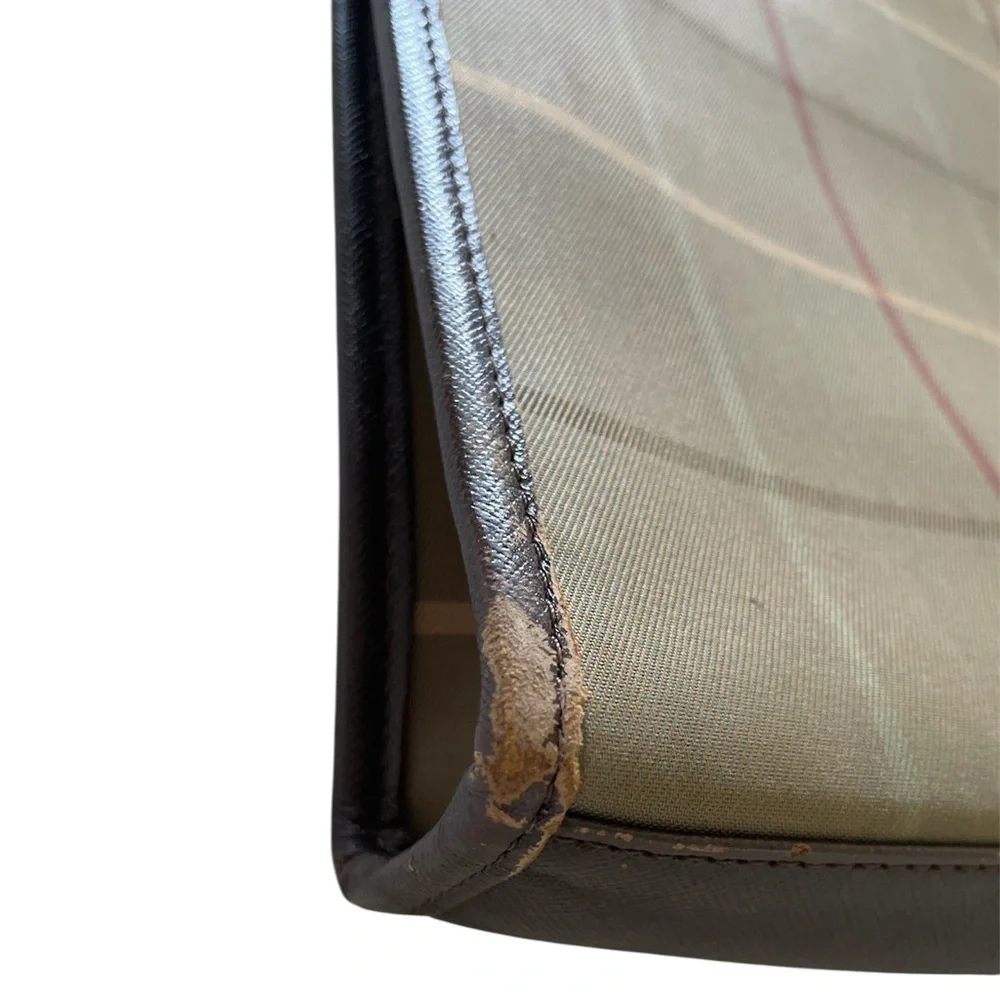 Burberry’s Vintage Beige Canvas Clutch Bag